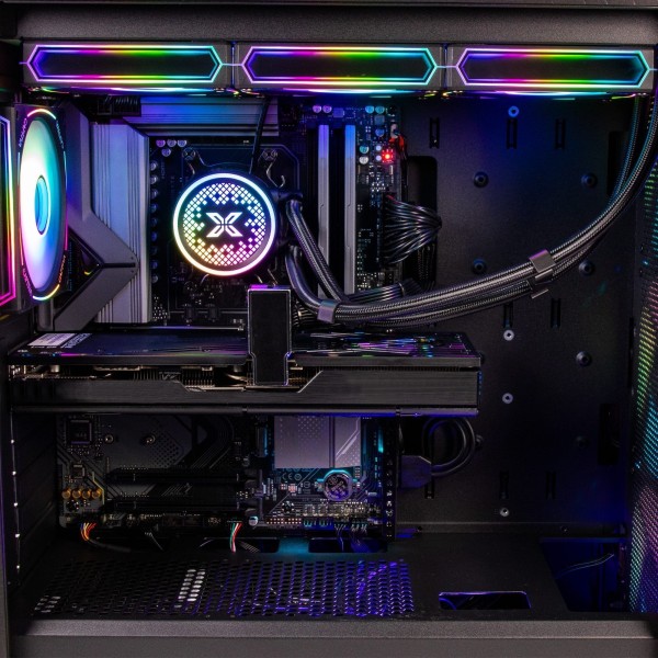 Captiva PC Highend Gaming R10-5359 (Ryzen 7 9800X3D/RTX5080 16GB GDDR7/SSD 2TB/64GB/WLAN/w/o OS)