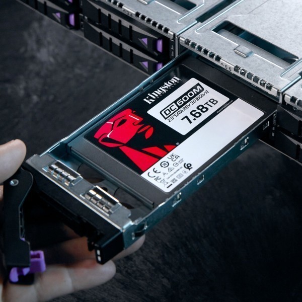 SSD Kingston DC600M 7,68 TB Sata 3.0 2,5" Enterprise SEDC600M/7680G